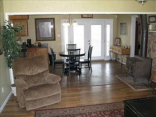5th image of 2815 N Orchard Ave