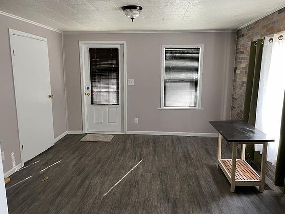 2nd image of 521 S Huron Ave