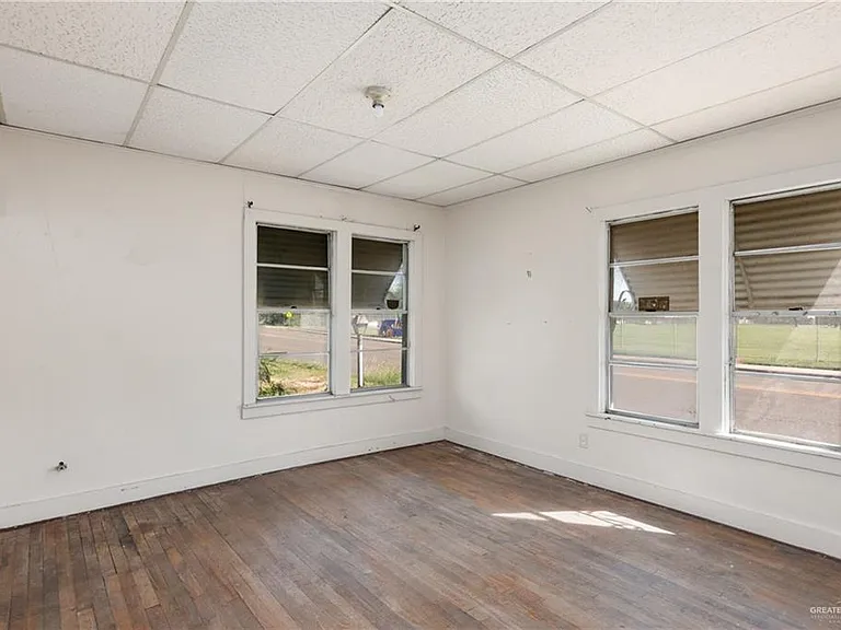 1600 Oblate Ave — Photo 9