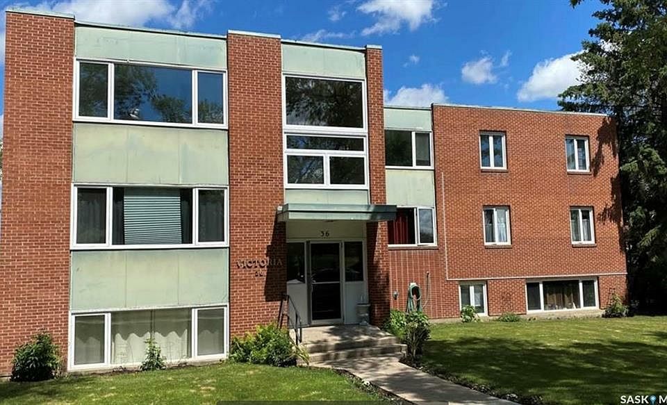1st image of 36 20th St W