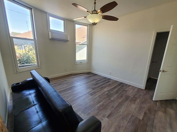 4th image of 1147 S Westlake Ave #1