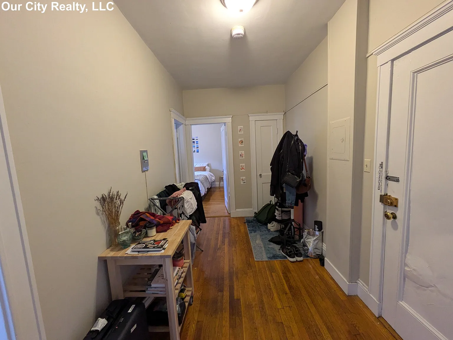 Studio, 999 sqft, $2,875 — Photo 4