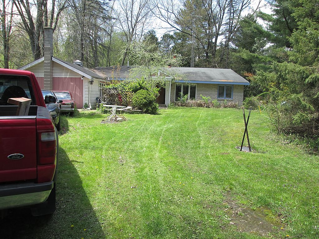 6675 Lorraine St, Lakeport, MI 48059 Zillow