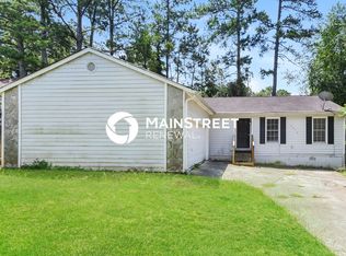 2070 Corners Cir, Lithonia, GA 30058