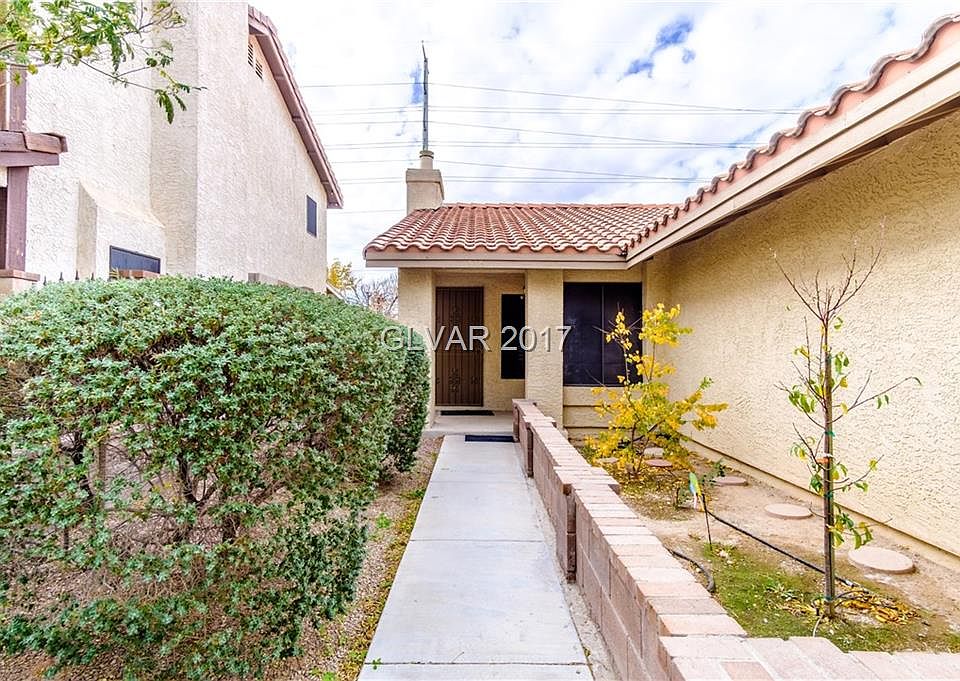 1st image of 216 Moose Ln