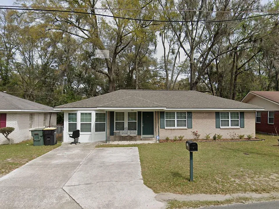 914 Staley Ave
