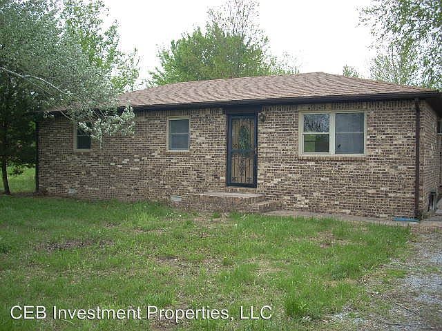 1st image of 185 Peck Ct