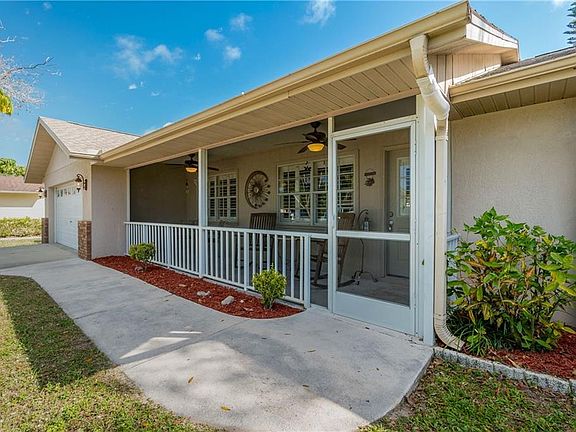 3rd image of 1289 Drury Ln
