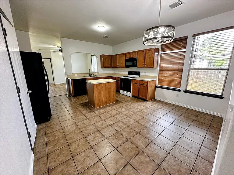 7722 Prairie Fire Ln — Photo 18