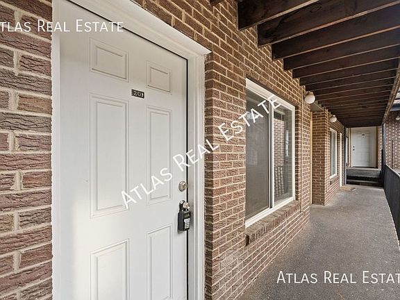 5th image of 1900 11th Ave APT 401