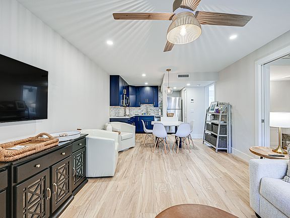 2nd image of 1295 Gulf Shore Blvd S #121