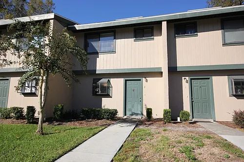 2300 SW 43rd St Photo 1