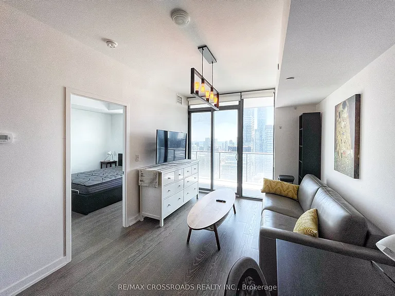 11 Wellesley St W #4403 — Photo 7