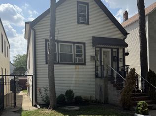 5130 S Whipple St, Chicago, IL 60632
