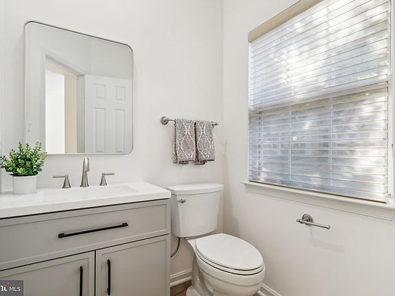 4th image of 14461 Fallscliff Ln #53