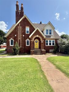 722 E Main St, Sentinel, OK, 73664