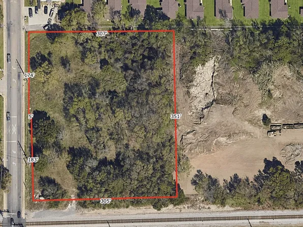 216 Rodenberg Ave, Biloxi, MS 39531