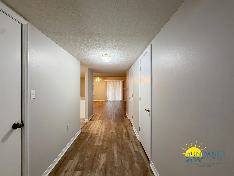 360 Schneider Dr #6 — Photo 9