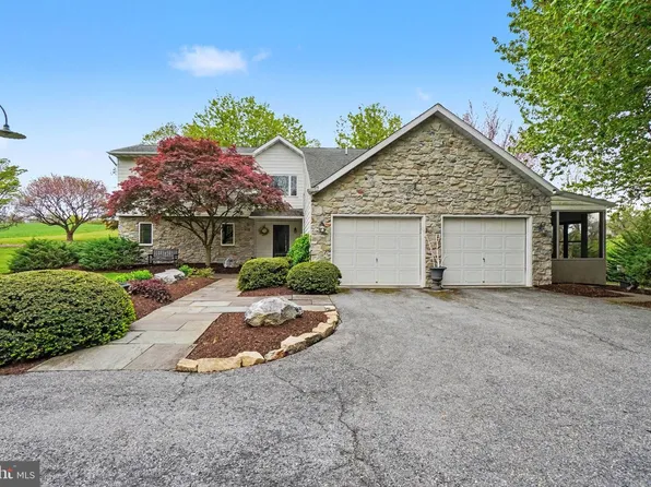 212 Sheep Hill Rd, Newmanstown, PA 17073