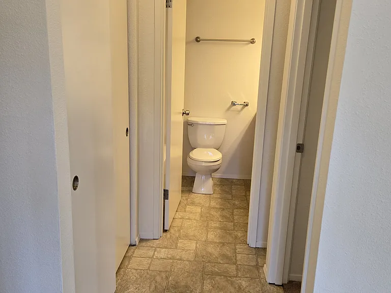 5240 15th Ave NE #306 — Photo 6
