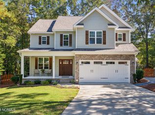 6 Starlit Ct, Pinehurst, NC 28374