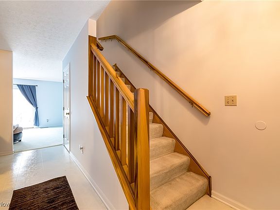 3rd image of 1744 Maxwell Blvd