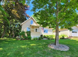 17 S 8th St, Bayfield, WI 54814