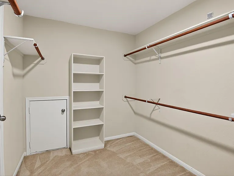 4938 Yearling Ridge Ct — Photo 17