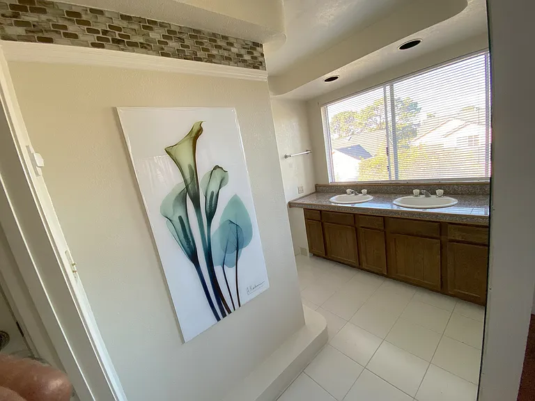 251 Seawind Dr — Photo 16