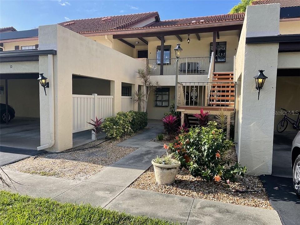 1st image of 746 Avenida Estancia APT C