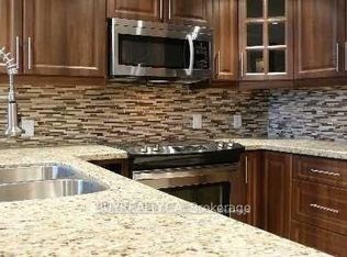 1101 Steeles Ave W Unit 506, Toronto, ON M2R 3W5