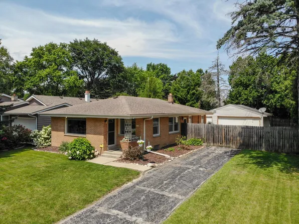 4706 West Calumet ROAD, Brown Deer, WI 53223