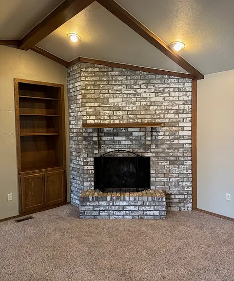 2118 N Crescent Dr — Photo 4