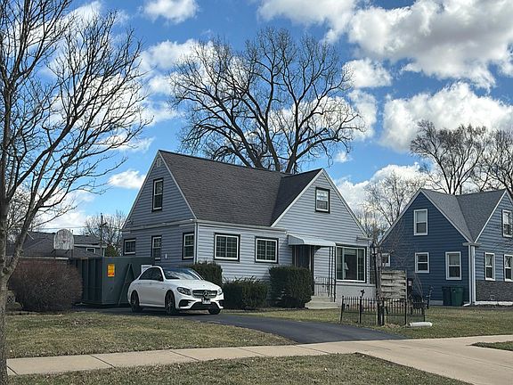 3rd image of 639 N Edgewood Ave