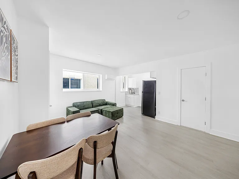 1260 SW 6th St — Photo 36