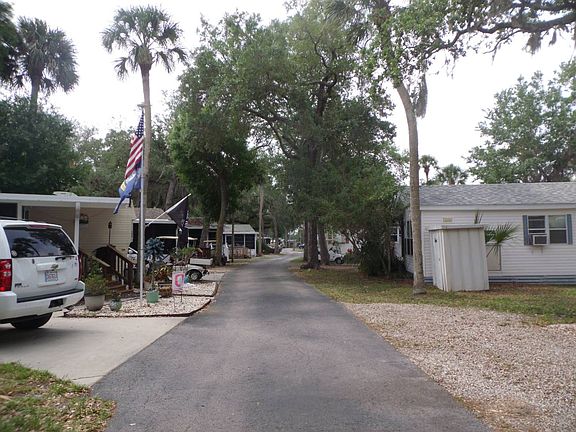3rd image of 820 Barnes Blvd #D20