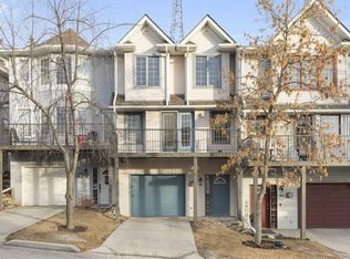 66 S Patina Point SW, Calgary, AB T3H3J7