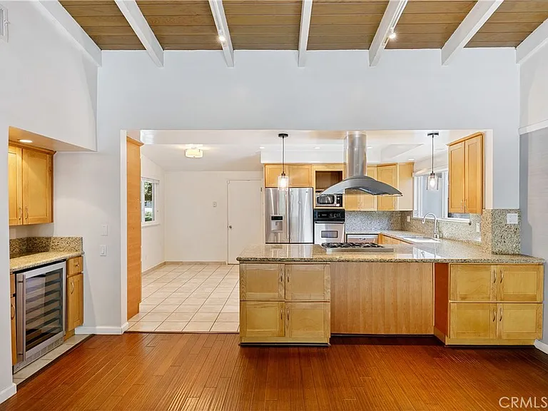 22951 Austin St — Photo 20
