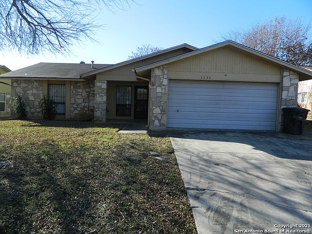 1st image of 1131 Longmont St
