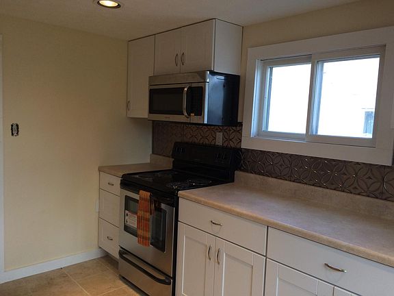 2nd image of 84 E Granville St