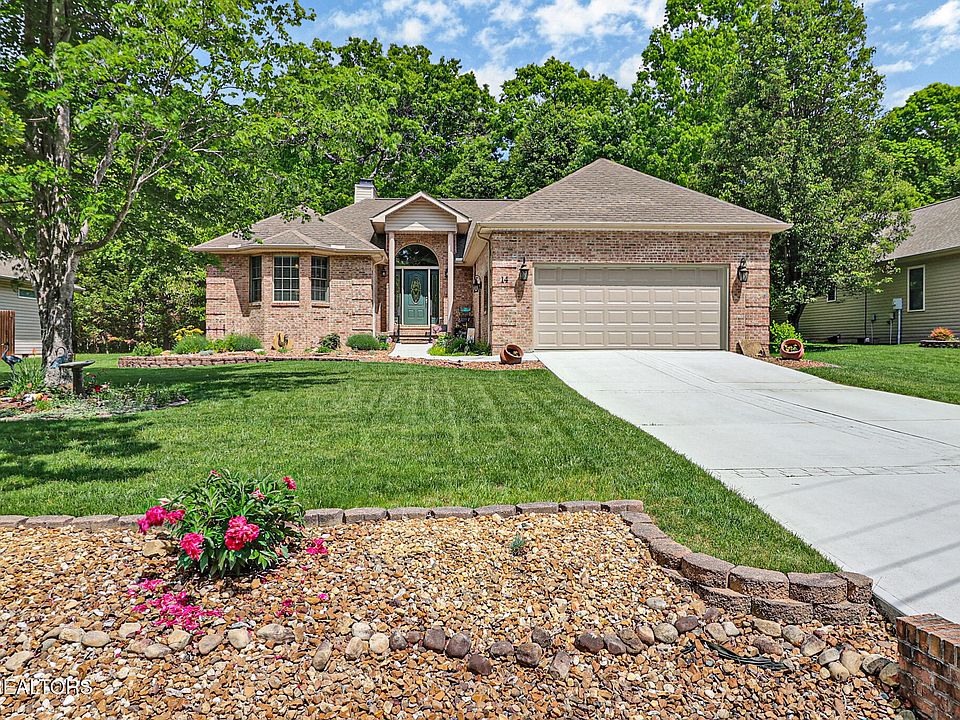 1st image of 14 Dickens Ln