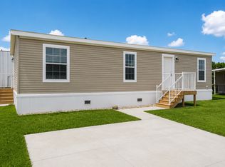 2095 Lancelot Ln, North Mankato, MN 56003