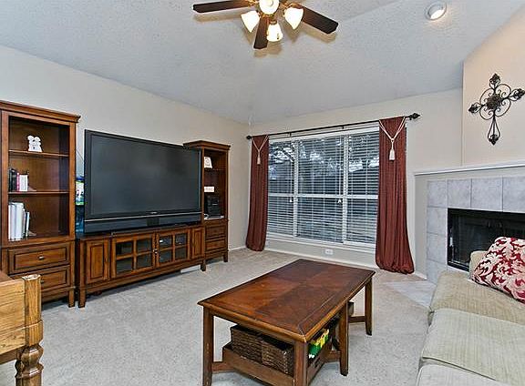 4th image of 7003 Hillwood Dr