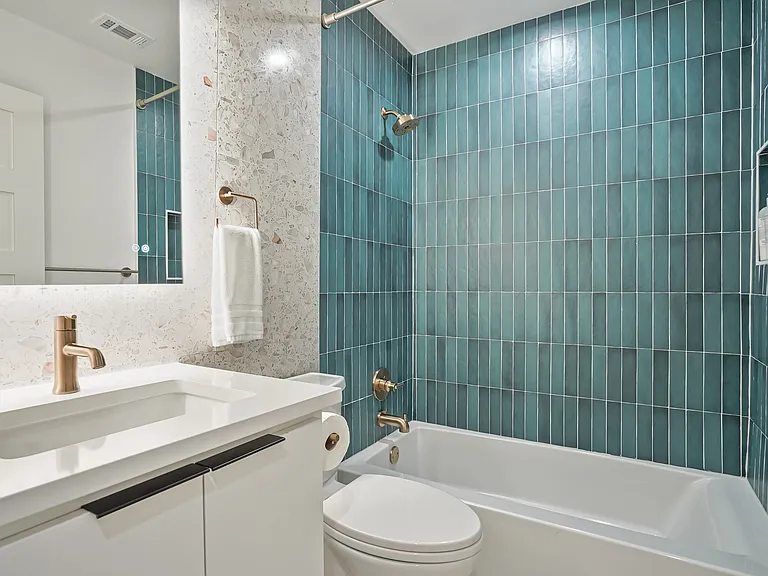 2304 Aldford Dr — Photo 23