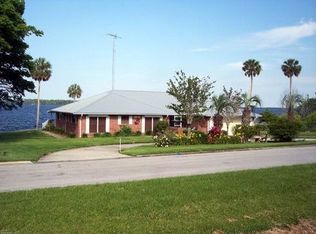 237 Old Highway 17, Pomona Park, FL 32181