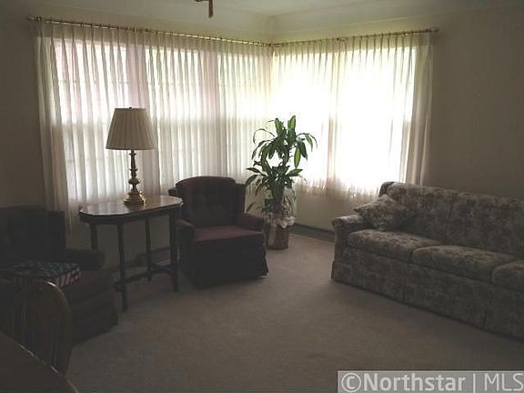 4th image of 244 23rd Ave N