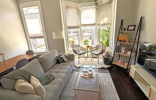 574 Grove St #A Photo 1