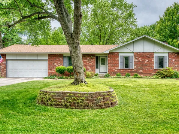 2240 W Alta Street, Springfield, MO 65810