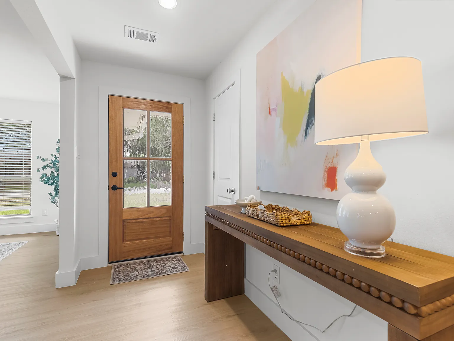4 bed, 3.5 bath, 2811 sqft, $12,000 — Photo 3