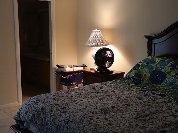 5th image of 565 Green Springs Place